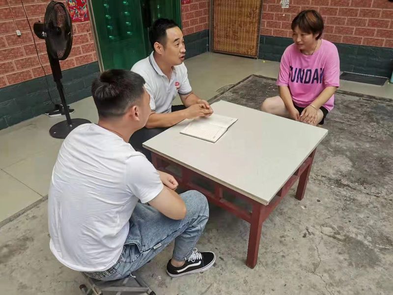 博農(nóng)乳業(yè)黨支部扎實開展“入戶訪民情、我來辦實事”活動
